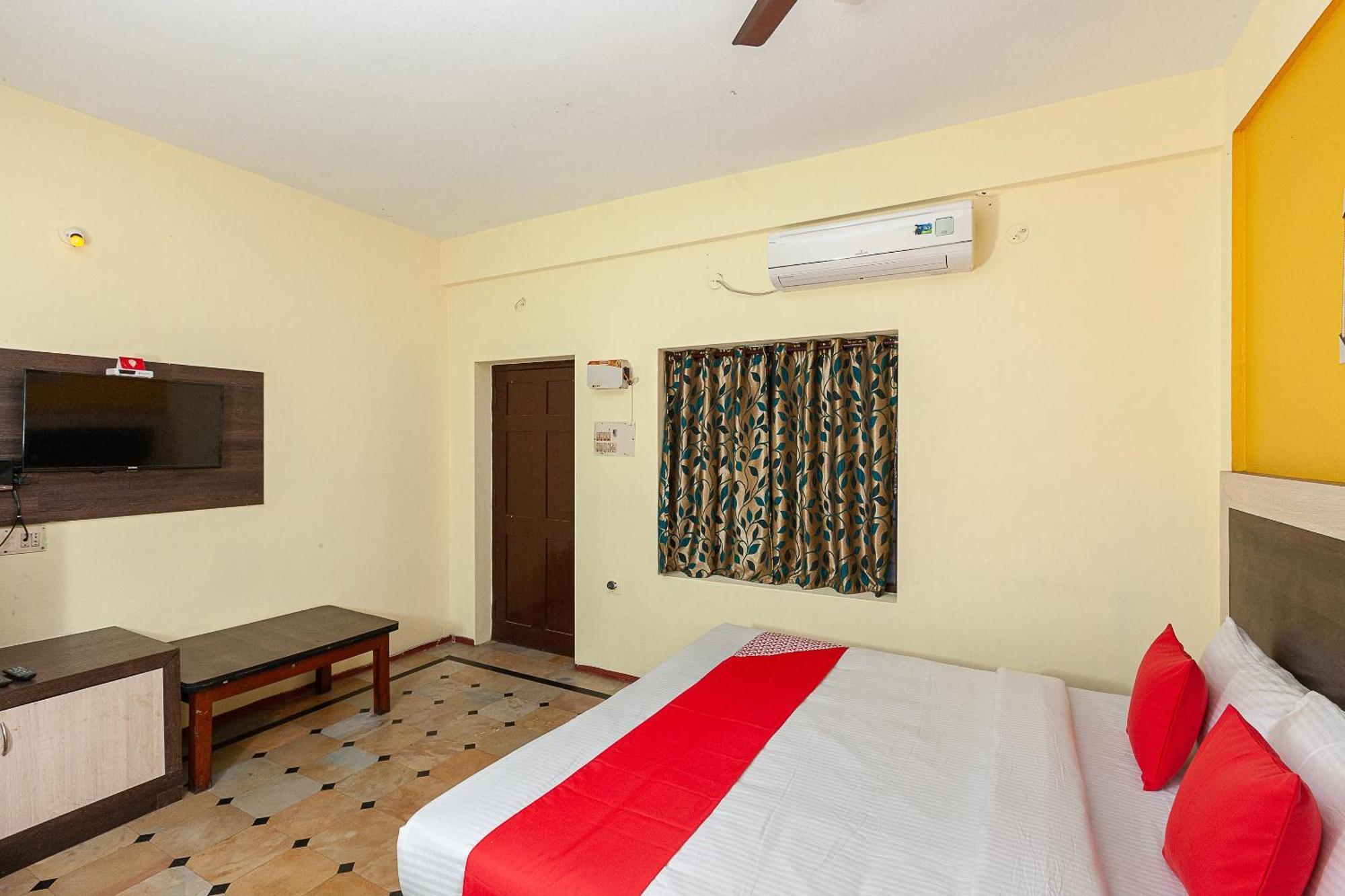 Collection O Ammayi Hotels & Resorts Tiruvannāmalai 外观 照片