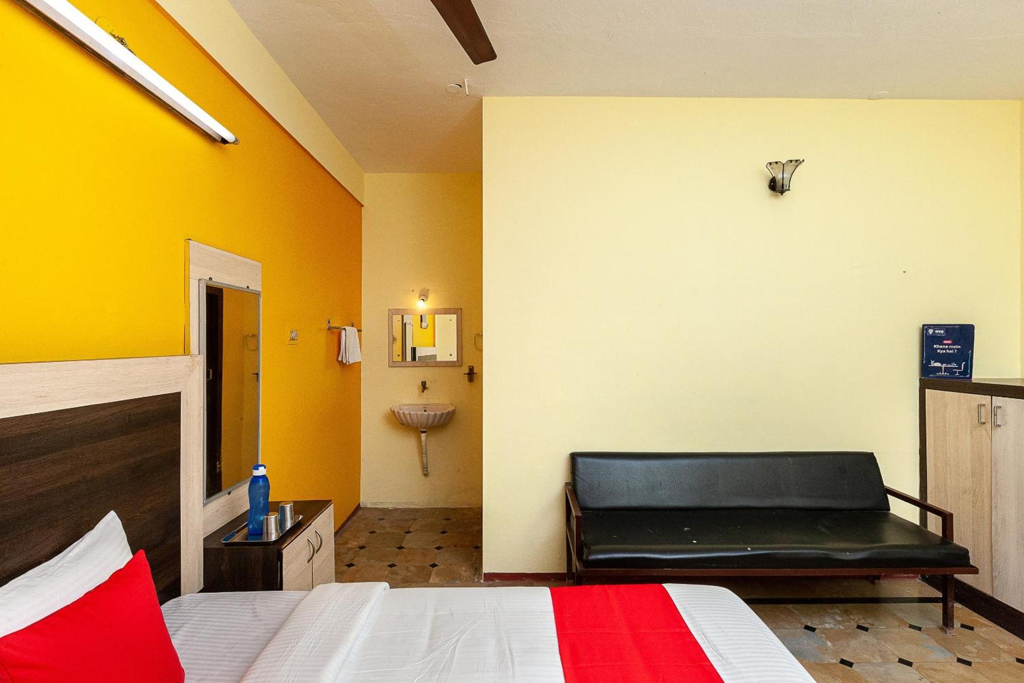 Collection O Ammayi Hotels & Resorts Tiruvannāmalai 外观 照片