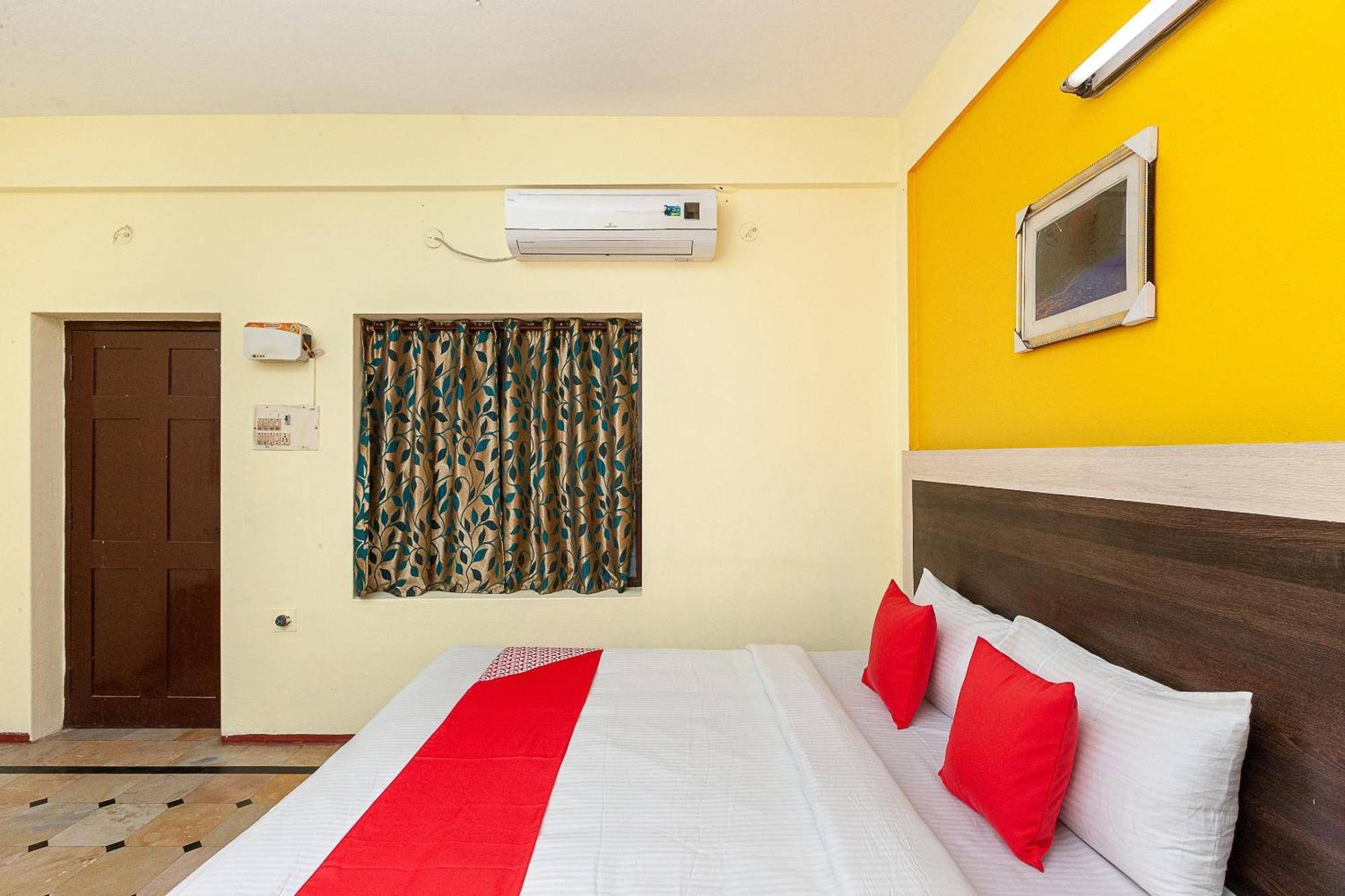 Collection O Ammayi Hotels & Resorts Tiruvannāmalai 外观 照片