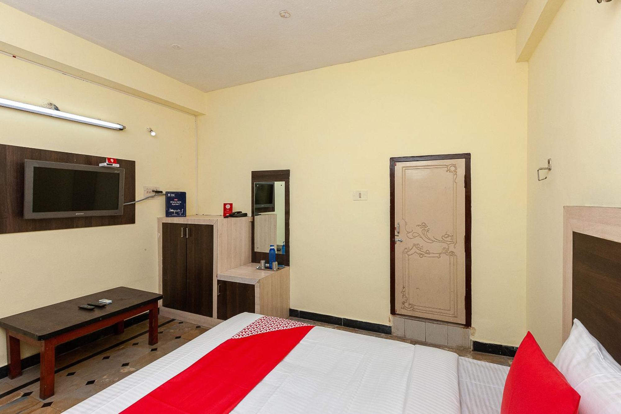 Collection O Ammayi Hotels & Resorts Tiruvannāmalai 外观 照片
